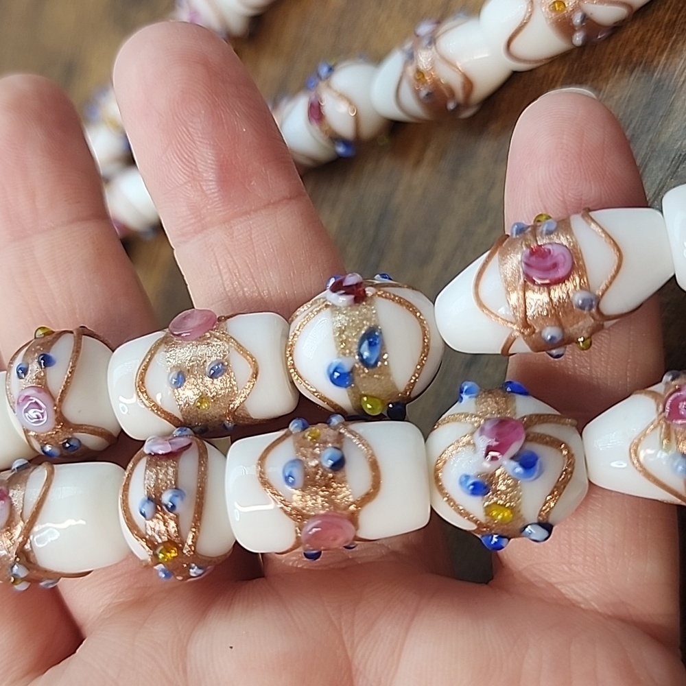 White Wedding cake Mixed Beads STRANDS - Picture 4 of 4